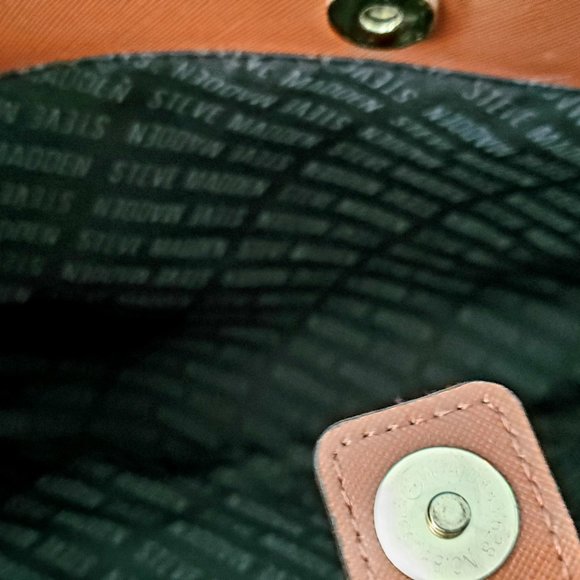 BRAND NEW Steve Madden Cognac Bdelta Satchel Purse - Picture 5 of 9